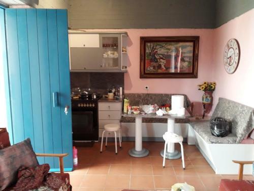 Houri's Apartment
