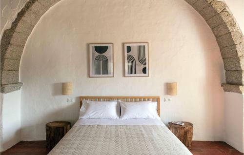 Nice Home In Luogosanto With 2 Bedrooms
