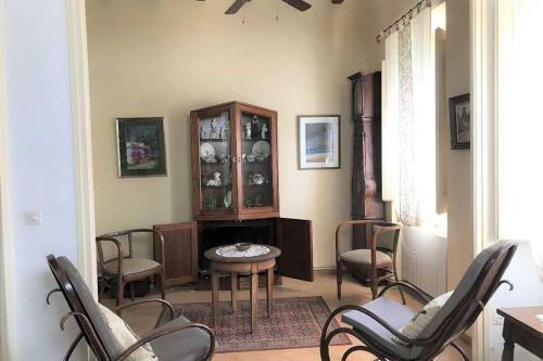 Apartamento Casa Familiar Decimon�nica Con Mucho Encanto