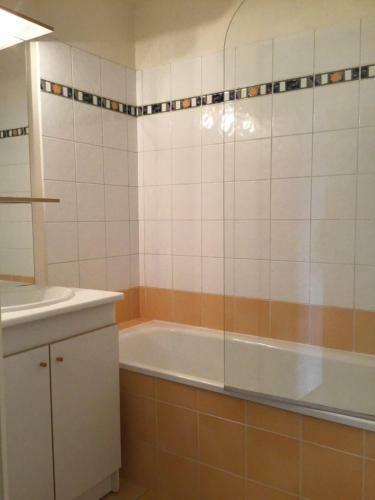Apartamento Vallon 3 Pi�ces Avec Balcon