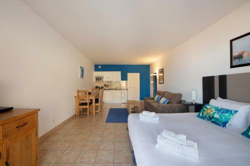 Apartamento Monaco, Sea View, Bright Studio