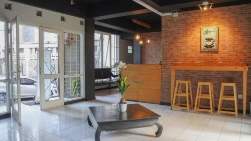 Bed & Breakfast Reddoorz At Home 33 Bandung
