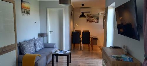 A Bring�s Apartman