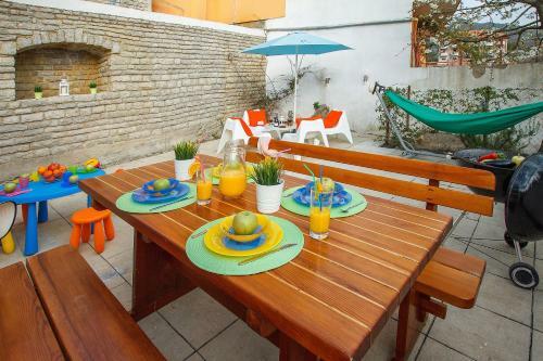 Novi Paradise House