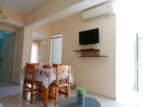 Dimitra's Comfort Family Apartment