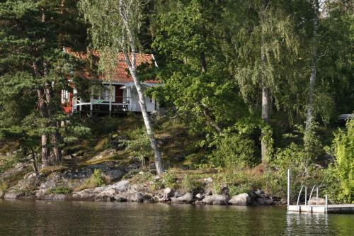 Sj�stuga Vid Bunn Gr�nna - Uddastugan