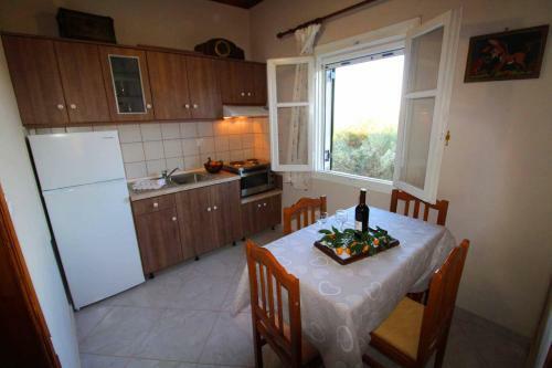 Alex Montos Apartment Karousades Corfu