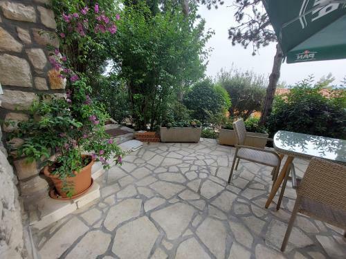 Apartamentos Villa Stefi (30m From The Sea)