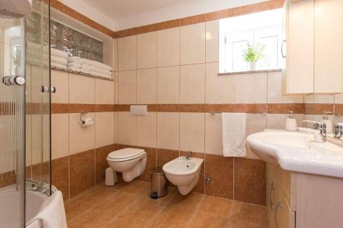 Apartamentos Villa Stefi (30m From The Sea)