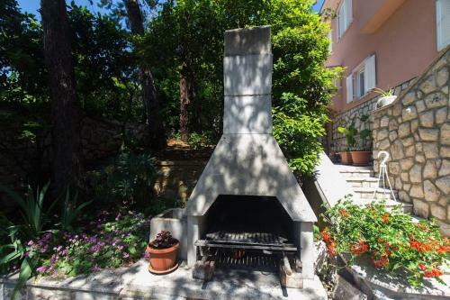 Apartamentos Villa Stefi (30m From The Sea)