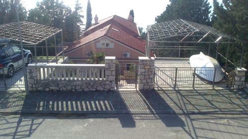 Apartamentos Villa Stefi (30m From The Sea)