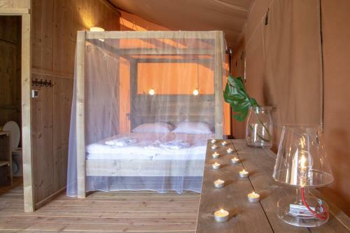 Lodge Holidays - Heart Of Nature