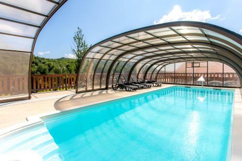 Lodge Holidays - Heart Of Nature