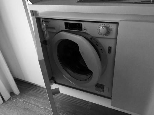 Apartamento Piccolo Moderno Appartamento Sulla Spiaggia In Centro