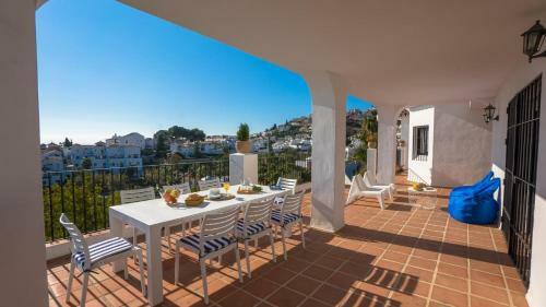 Villa Carmen Lara Nerja By Ruralidays