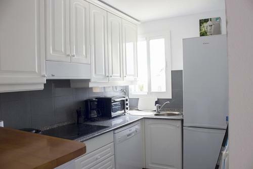 Apartamento En Primera L�nea De Playa En Rota