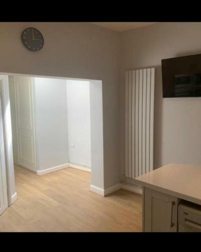 Hostal Beautiful Stylish House Near Town Centre