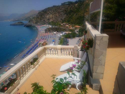 Hostal Villa La Petra Con Vista Panoramica