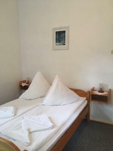 Bed & Breakfast Manyi Villa