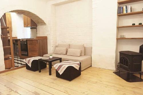 Historical U?upis & Old Town Apartment