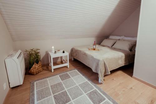 Part Apartman Si�fok - B �p�let - Priv�t V�zparttal