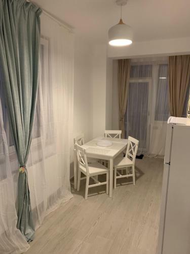 Apartamentul De La Mare