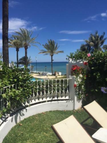 Oasis Club Beach Villa
