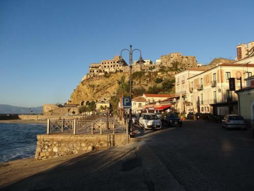 Pizzo Apartment 48