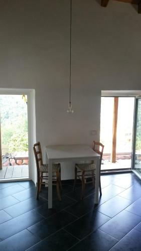 Hostal Vinimar Guest House