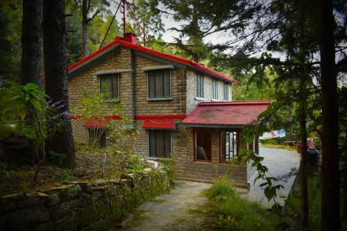 Lodge Shantiniketan Mountain Home