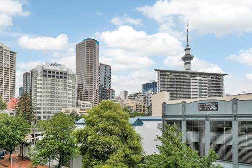 Qv Central Viaduct Two Bedroom Apartment (349)