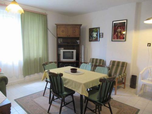 Holiday Home In Csopak/balaton 18315
