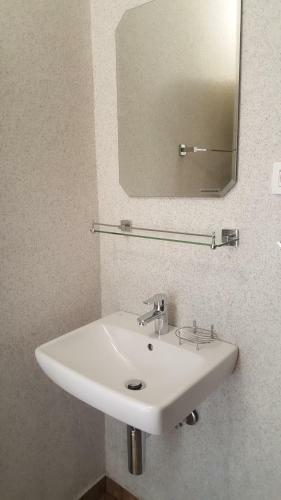 Hostal Garden Apartments