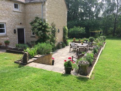 Bed & Breakfast Whiteshoots Cottage
