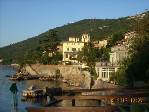 Apartment At Sea