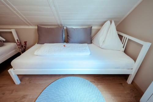 Part Apartman Si�fok - A - Priv�t V�zparttal