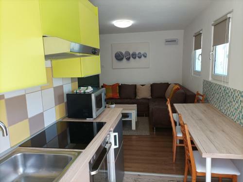 K�k Balaton Nyaral�