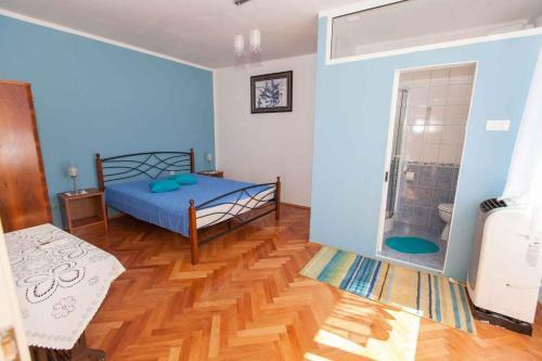Holiday Home In Tribalj 33539