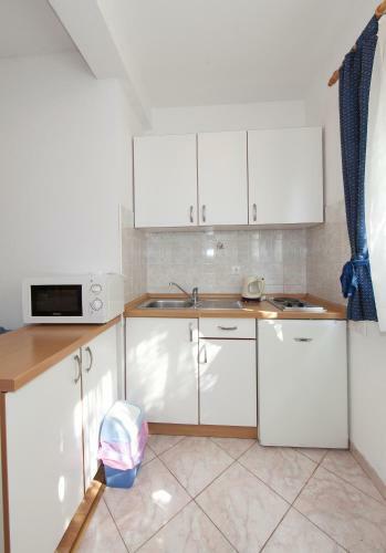 Apartments Ivo