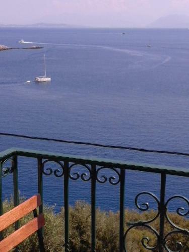 Aprilis Apartments