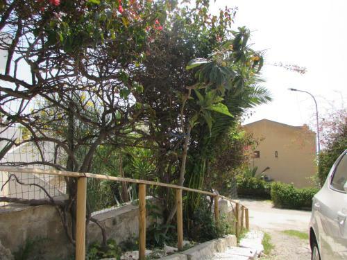 Hostal Villa Majata