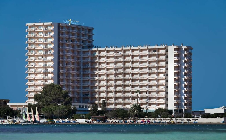 Hotel Iz�n Cavanna