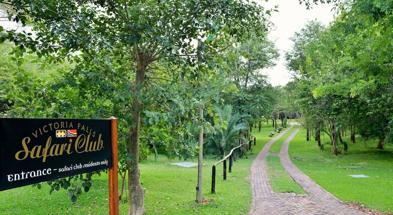 Hotel Victoria Falls Safari Lodge