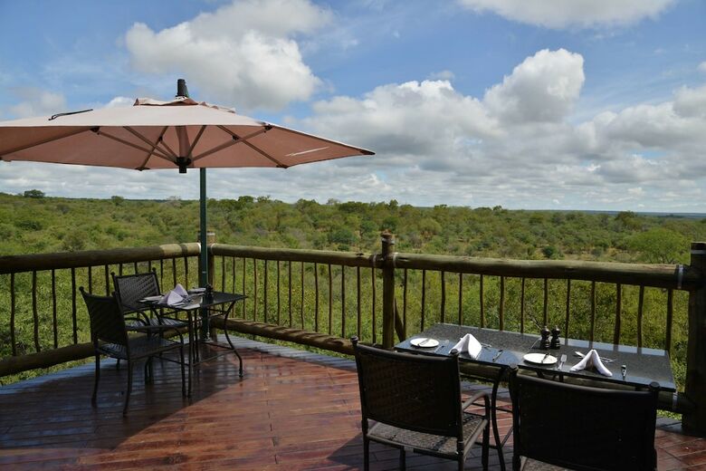 Hotel Victoria Falls Safari Lodge