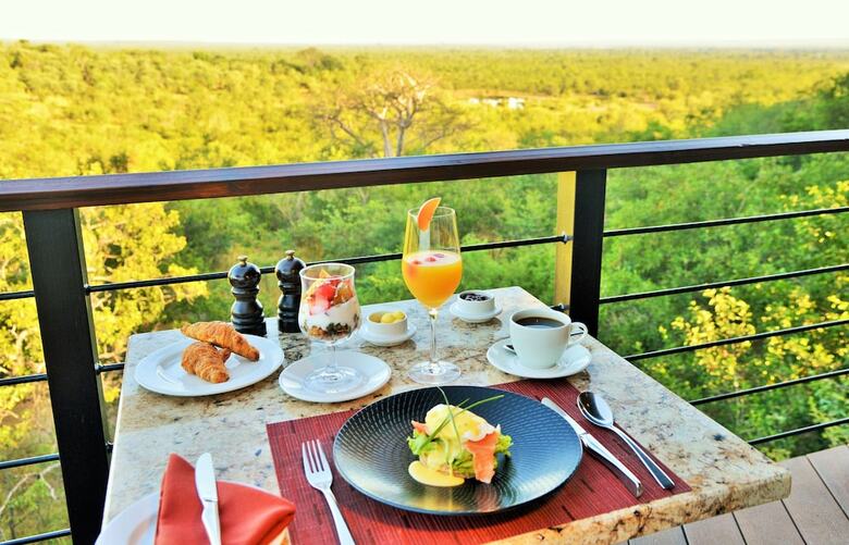 Hotel Victoria Falls Safari Lodge