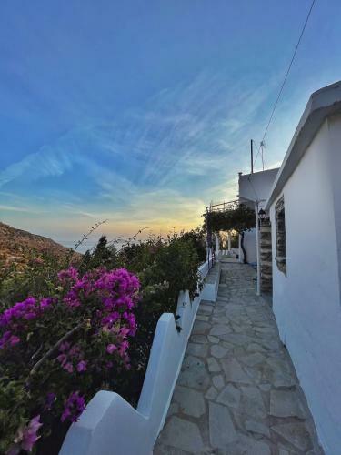 The Pomegranate Stone House - 5 Mins To Batsi
