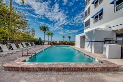 Beach Villas #102