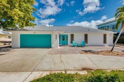 8305 Estero Boulevard
