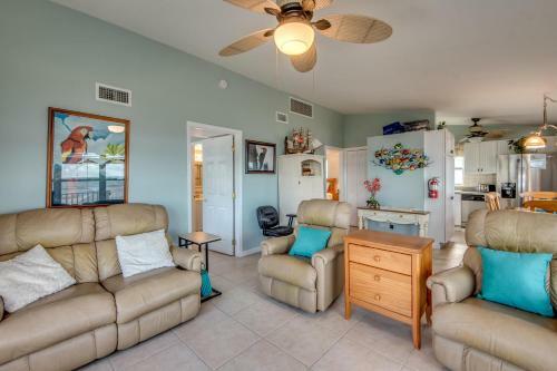 718 Estero Boulevard