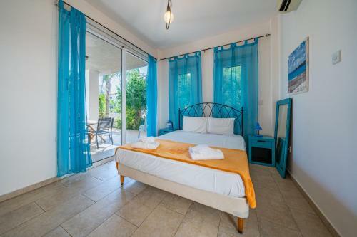 Blue Electra Complex Apartment